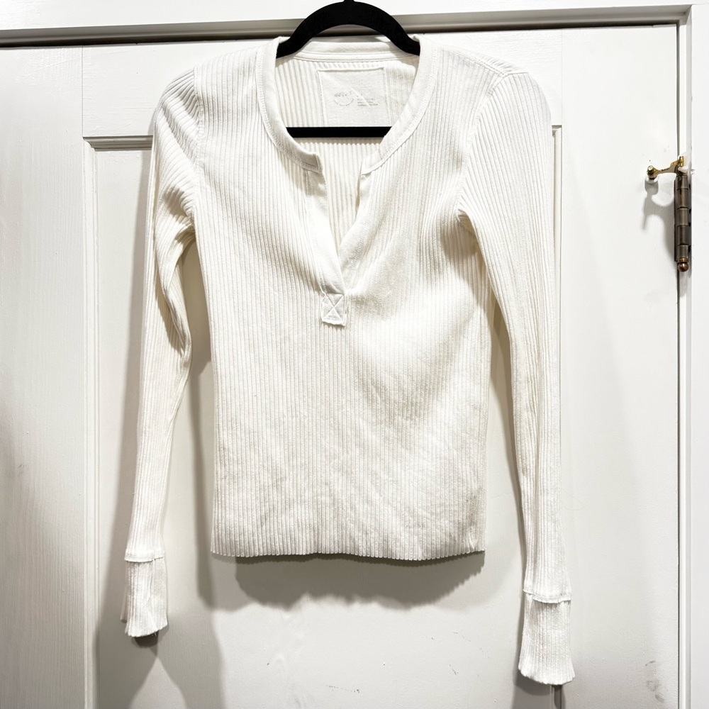 Aerie Fireside Long Sleeve Henley T-Shirt White Small Ribbed Cozy Y2K - Picture 4 of 14
